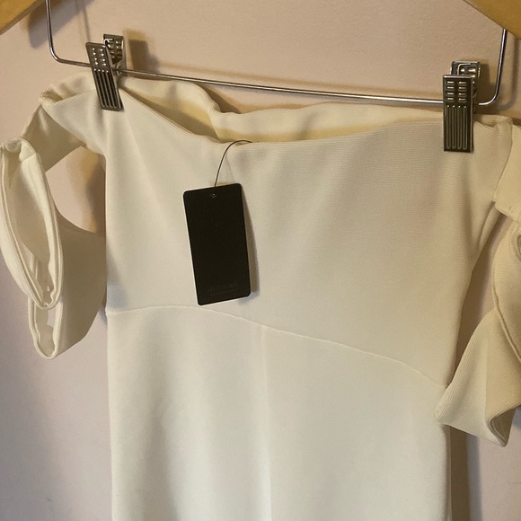 SALE! New with tags GUESS Bodycon dress - Picture 5 of 7